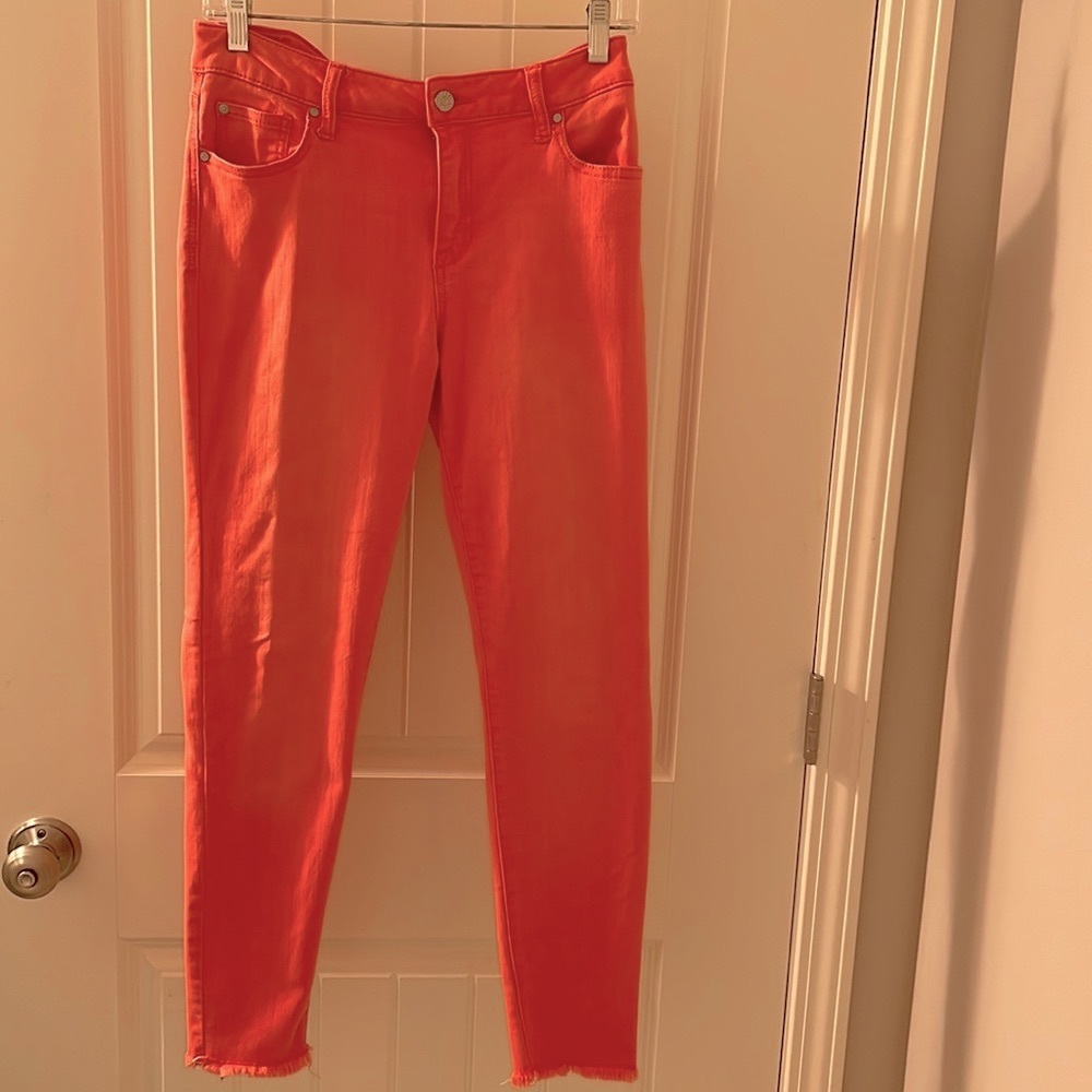 Celebrity pink coral denim jeans mid rise skinny jrs 11 waist 30 Frayed bottom
